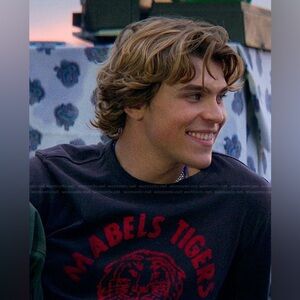 imogene + willie Ride on Tee with Mabels Tigers Graphic Size Large 100% cotton